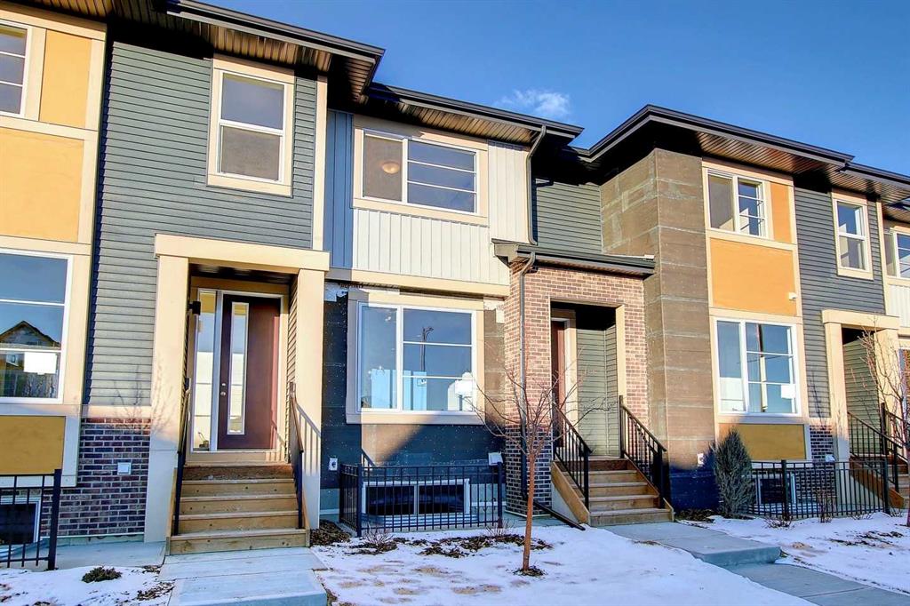 310 Sundown Road, Cochrane, Alberta, T4C 3H2