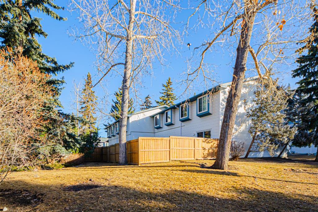 #67 4810 40 Avenue SW, Calgary, Alberta, T3E 1E5