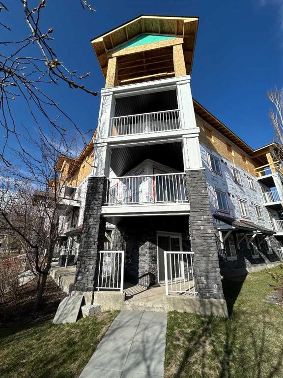 #1112 115 Prestwick Villas SE, Calgary, Alberta, T2Z 0M8