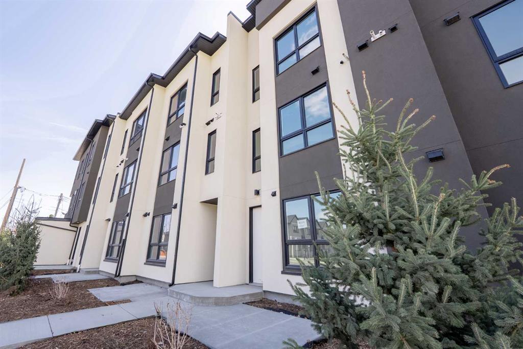 4903 Bowness Road NW, Calgary, Alberta, T3B 0B6