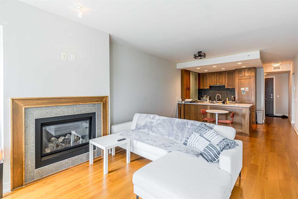 #1522 222 Riverfront Avenue SW, Calgary, Alberta, T2P 0X2