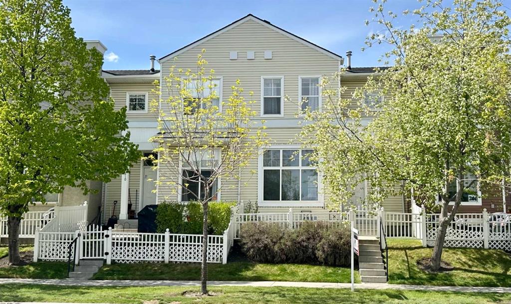 208 Mckenzie Towne Link SE, Calgary, Alberta, T2Z 4G3