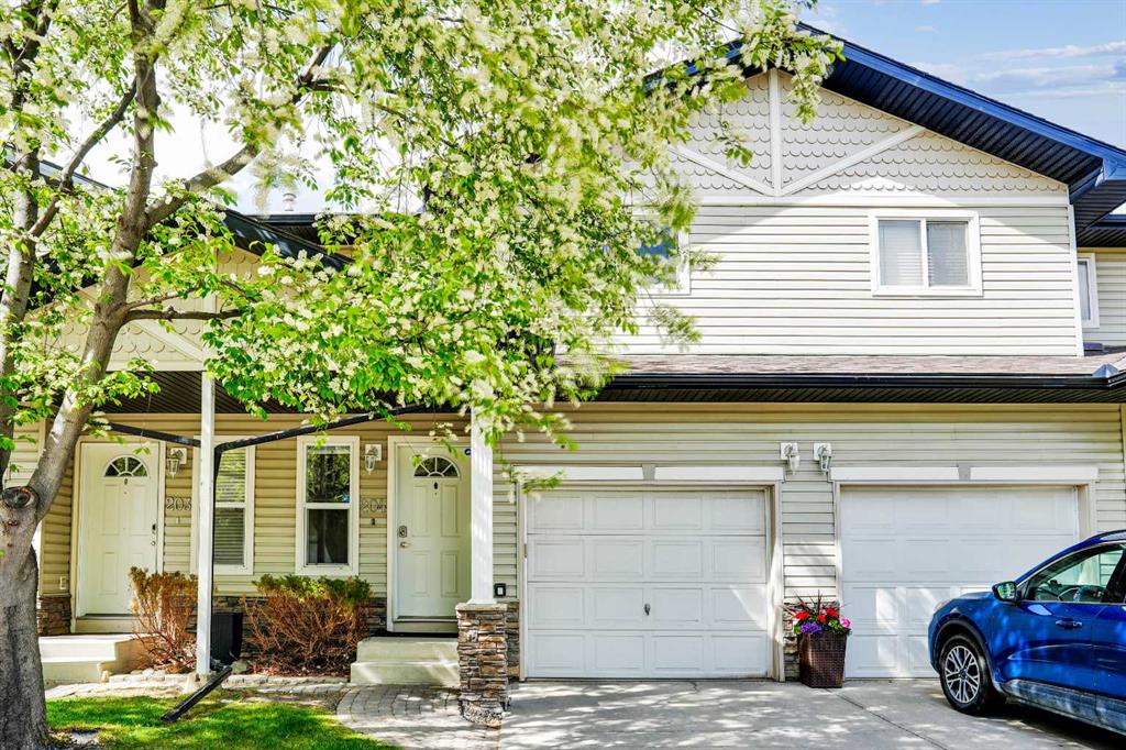 #204 760 Railway Gate SW, Airdrie, Alberta, T4B 3C5