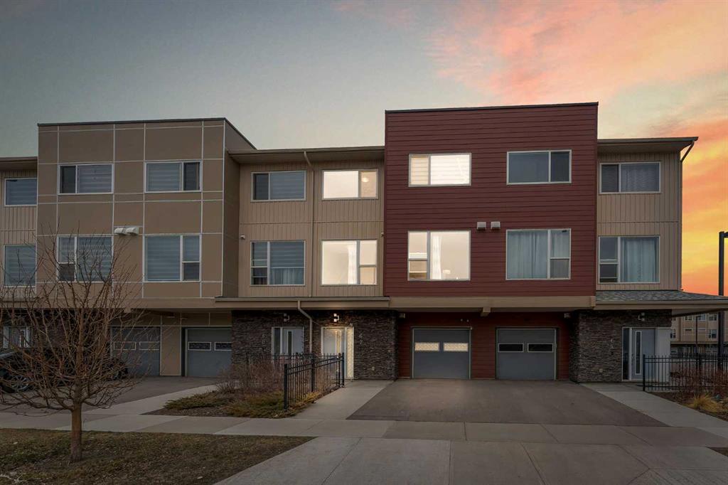 62 Saddlestone Drive NE, Calgary, Alberta, T3J 0W4