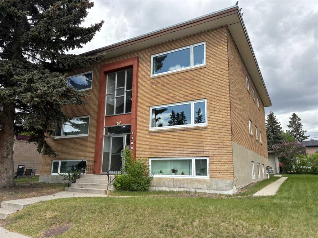 #1 6 2208 20 Avenue NW, Calgary, Alberta, T2M 1J2