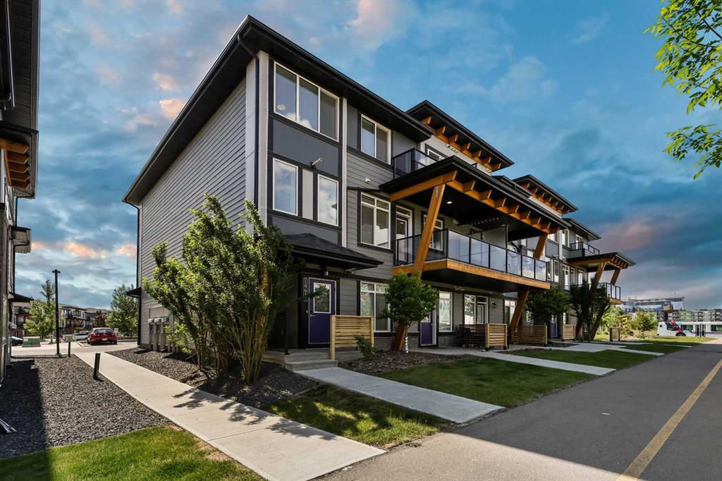19617 45 Street SE, Calgary, Alberta, T3M 3A7