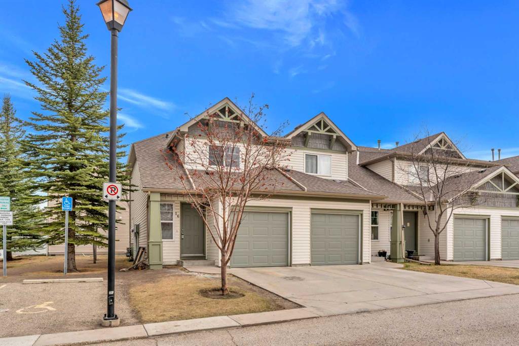 16 Eversyde Court SW, Calgary, Alberta, T2Y 4S4