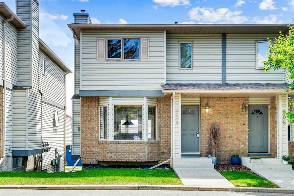 209 Patina Park SW, Calgary, Alberta, T3H 3E3