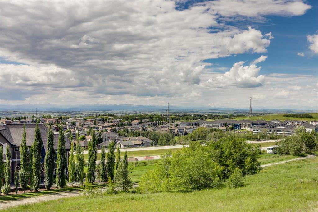 #16 181 Rockyledge View NW, Calgary, Alberta, T3G 6B1