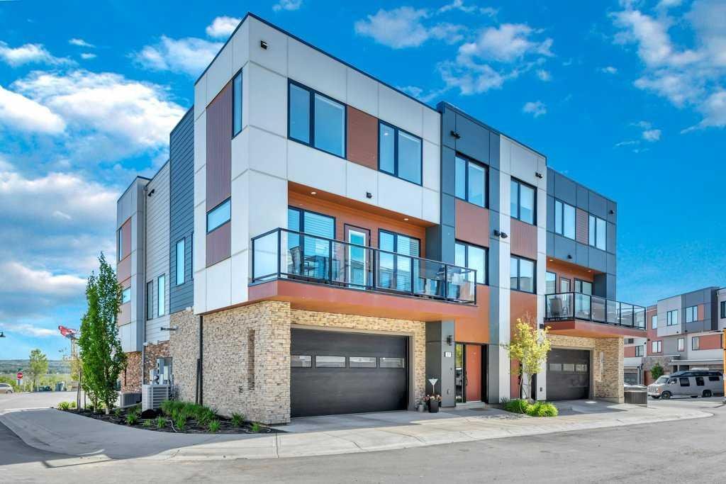 87 Na’a Heights SW, Calgary, Alberta, T3H6C4
