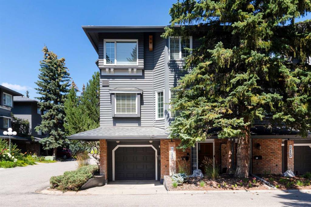 #212 4037 42 Street NW, Calgary, Alberta, T3A 2M9