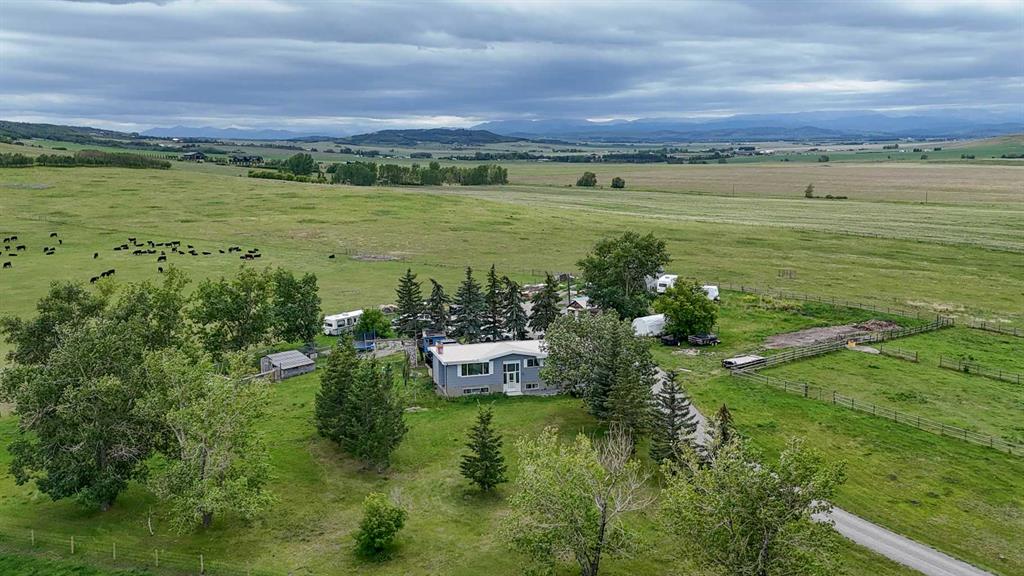 70029 7 Highway W, Rural Foothills County, Alberta, T1S1A2