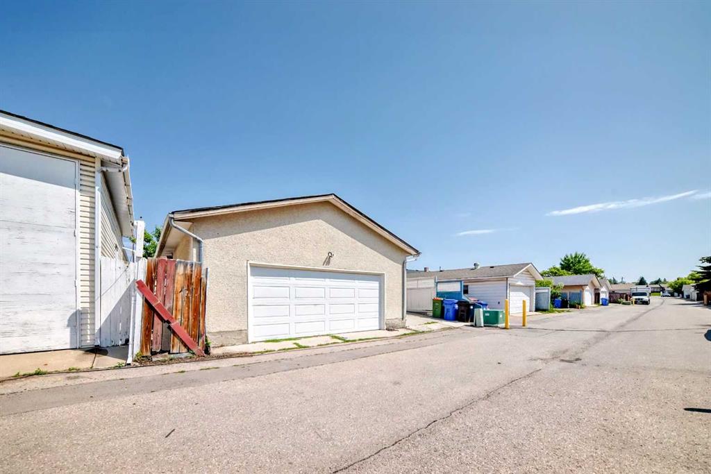 5307 Madigan Drive NE, Calgary, Alberta, T2A5T5