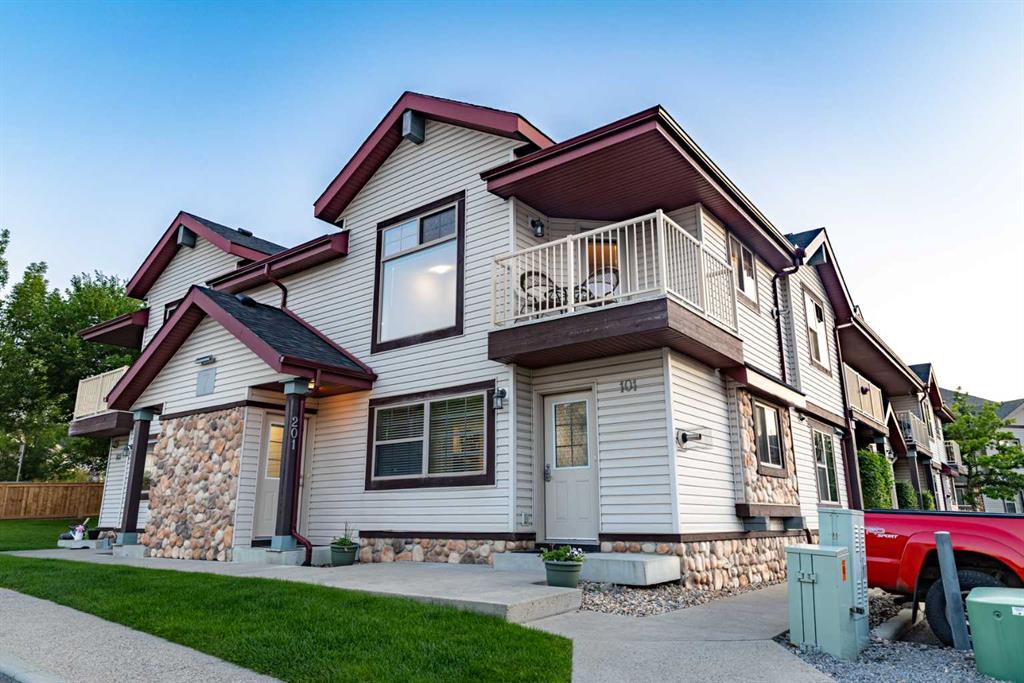 #201 7 Everridge Square SW, Calgary, Alberta, T2Y5J5