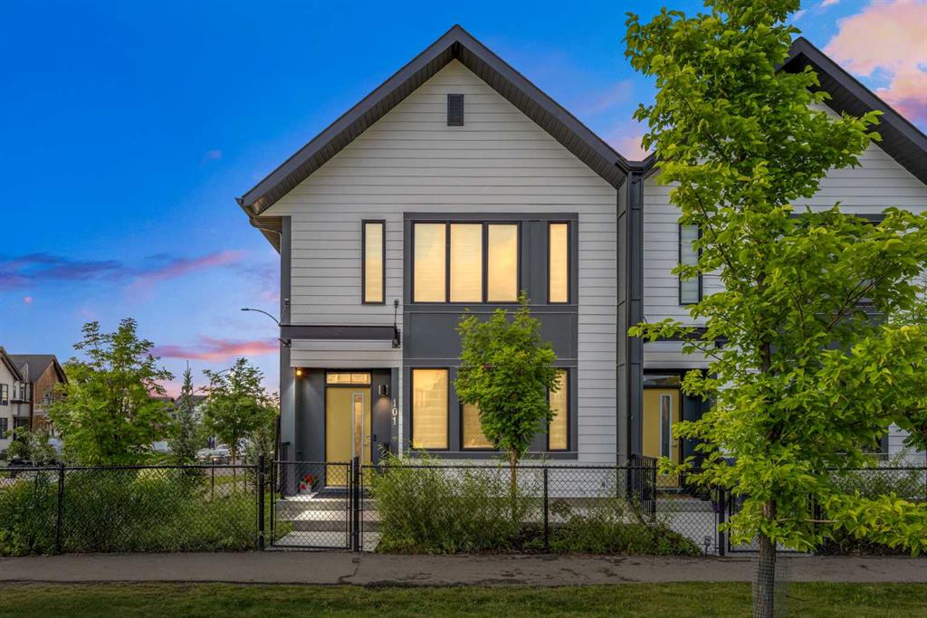 101 South Point Greenway SW, Airdrie, Alberta, T4B 5J3