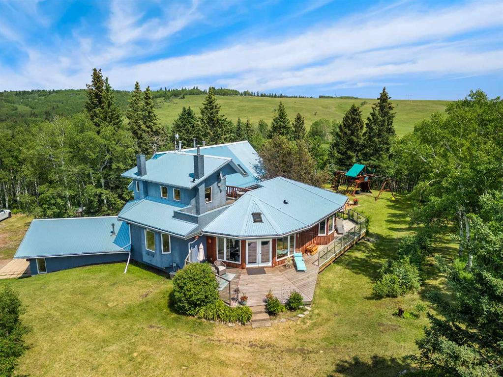 272240 Grand Valley Road, Rural Rocky View County, Alberta, T4C 2X2