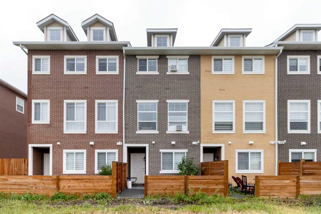#44 248 Kinniburgh Boulevard, Chestermere, Alberta, T1X 0V7