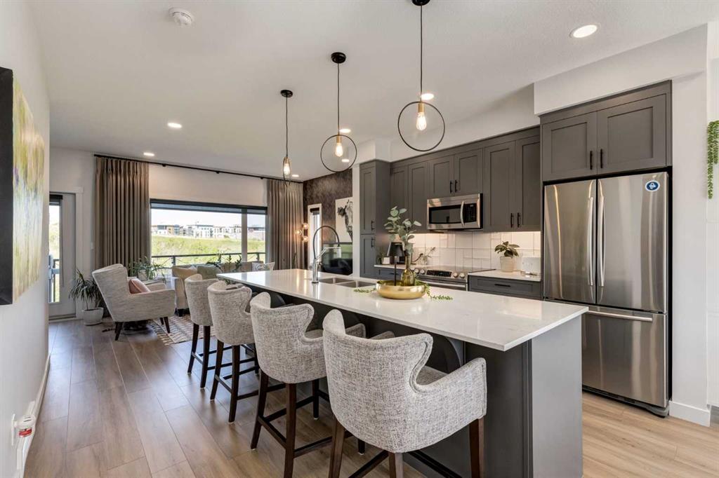 102 Na’a Heights SW, Calgary, Alberta, T3H6C4