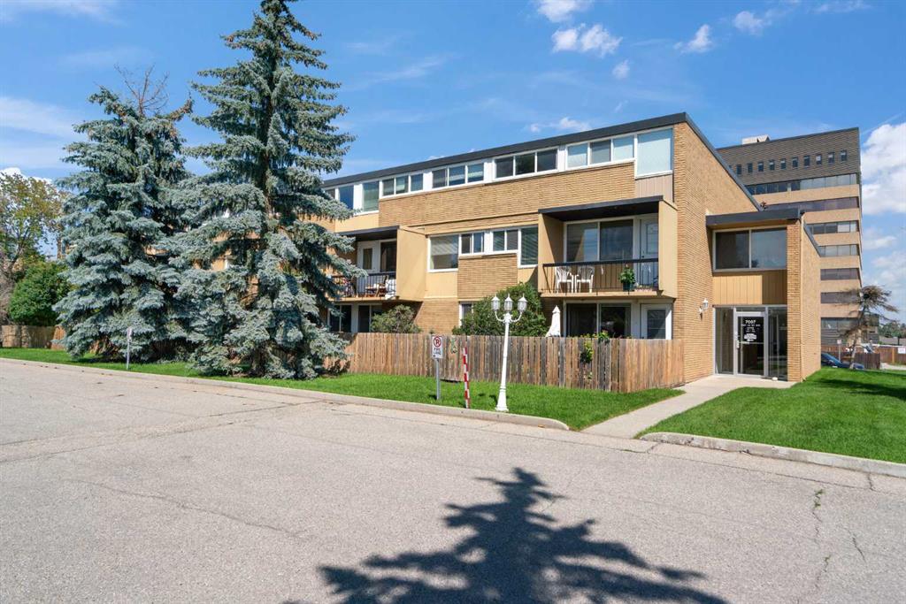 #110 7007 4A Street SW, Calgary, Alberta, T2V 2H7