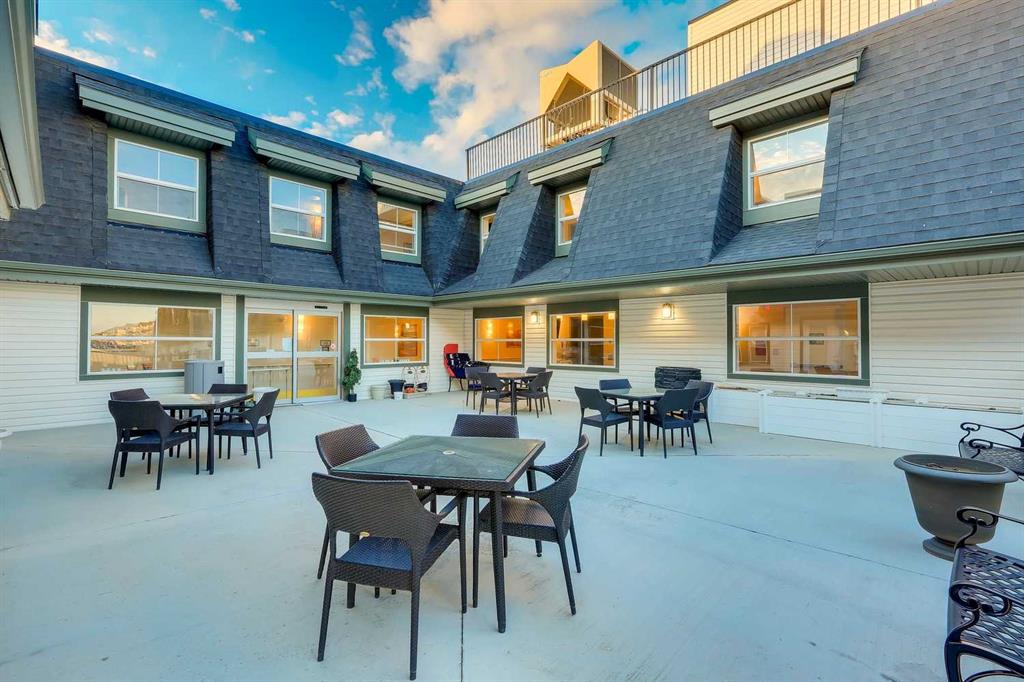 #425 2635 Eversyde Avenue SW, Calgary, Alberta, T2Y 5G9