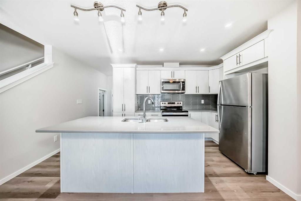 145 Yorkville Boulevard SW, Calgary, Alberta, T2X 4K4
