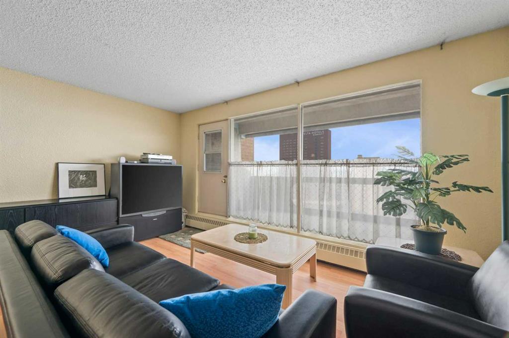 #1602 221 6 Avenue SE, Calgary, Alberta, T2G 4Z9