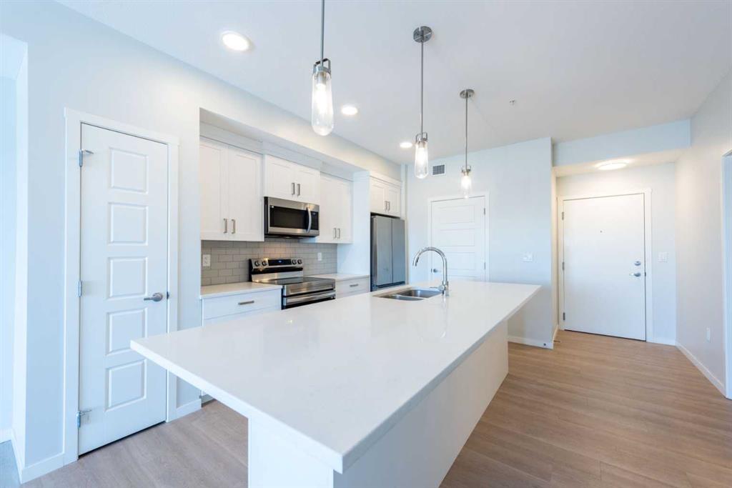 #425 360 Harvest Hills Way NE, Calgary, Alberta, T3K2S1