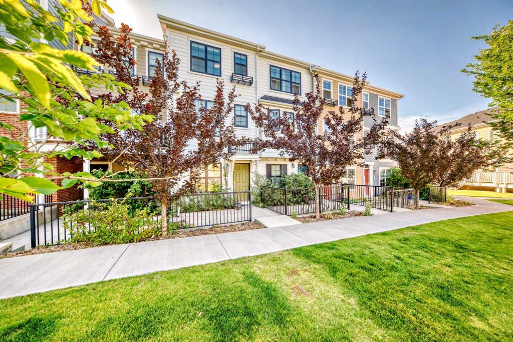 84 Sherwood Row NW, Calgary, Alberta, T3R 0X1