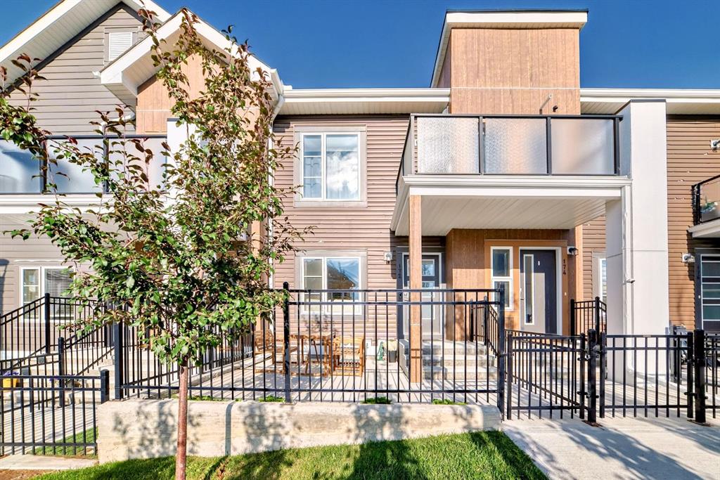 172 Livingston Common NE, Calgary, Alberta, T3P 1K1