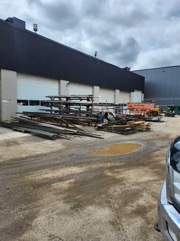 926 46 Avenue SE, Calgary, Alberta, T2G 2A6