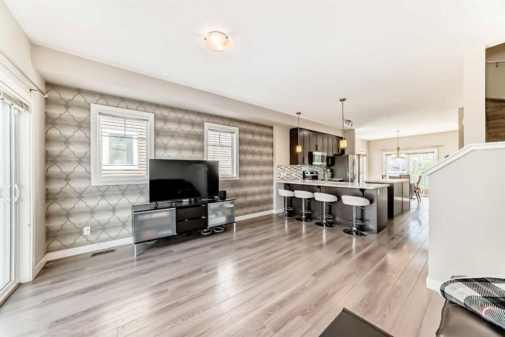 107 Redstone Circle NE, Calgary, Alberta, T3N 0M8