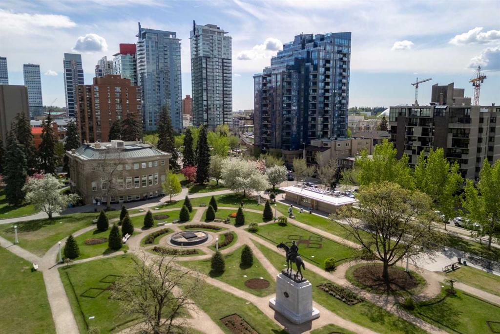 #203 303 13 Avenue SW, Calgary, Alberta, T2R 0Y9