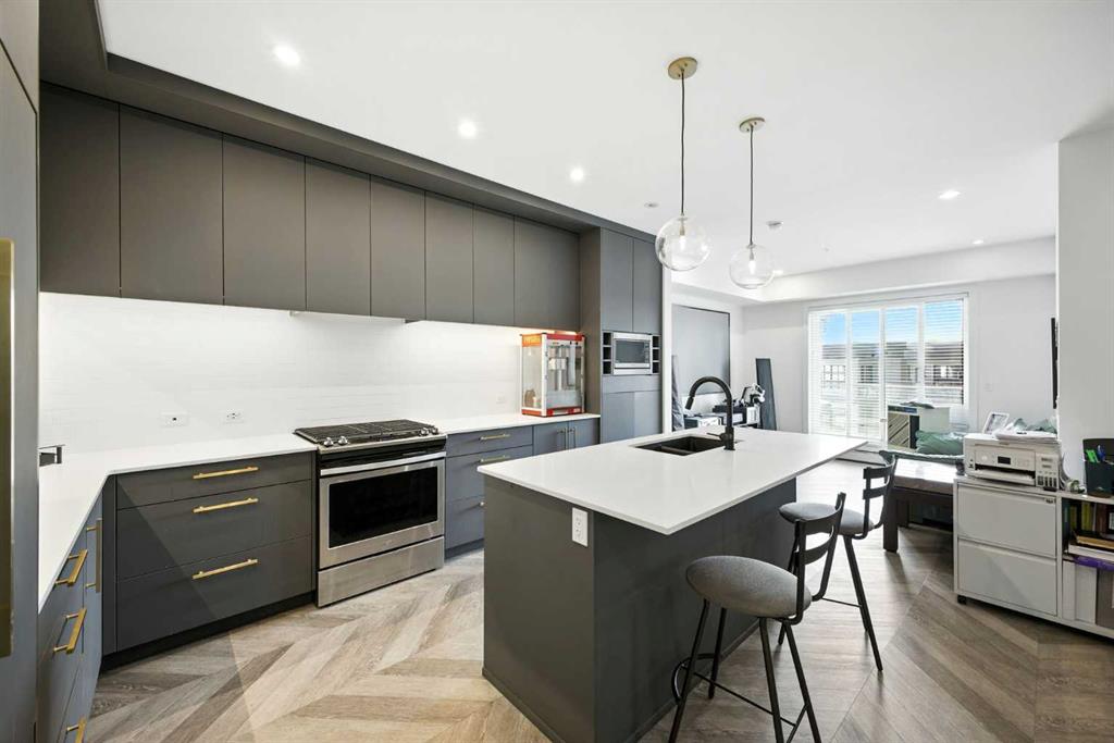 #419 4275 Norford Avenue NW, Calgary, Alberta, T3B 6M2