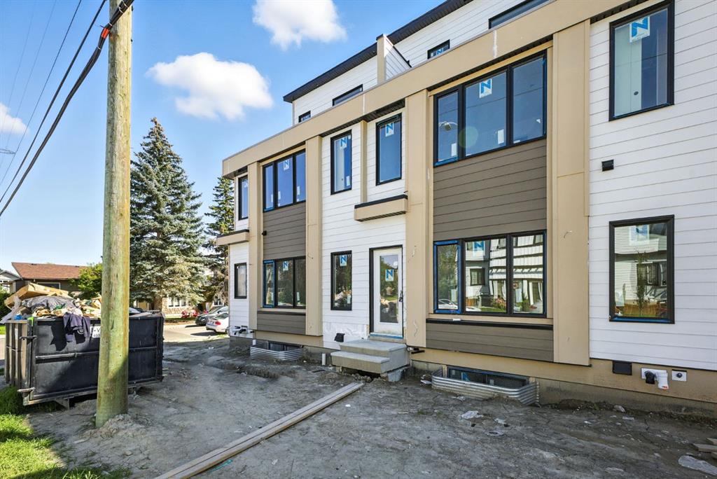 3303 21 Avenue SW, Calgary, Alberta, T3E 2R4