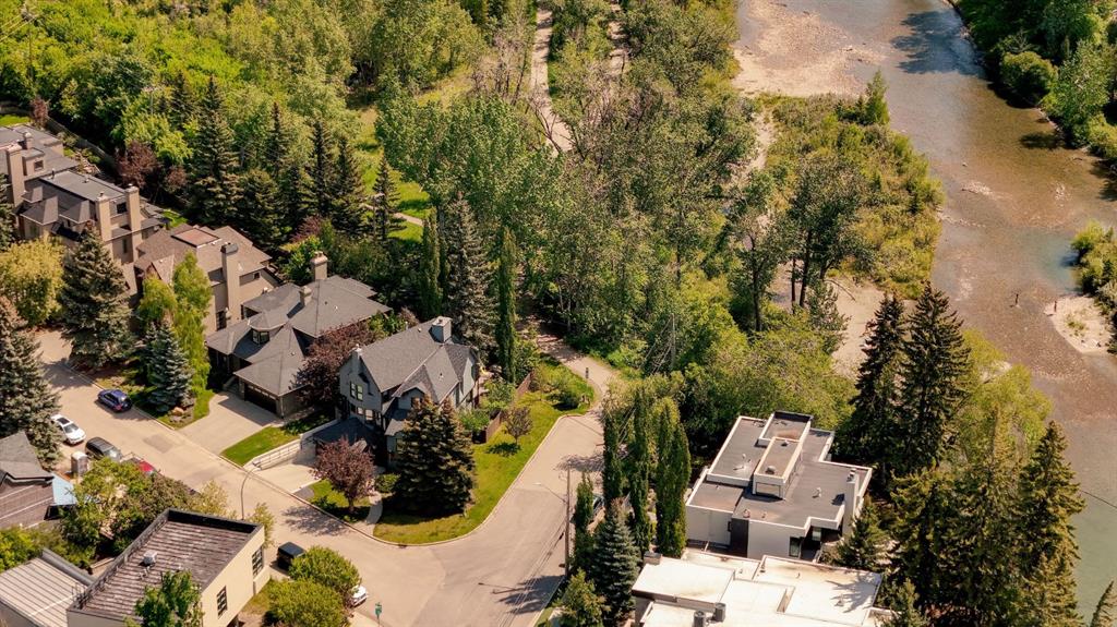 955 Rideau Road SW, Calgary, Alberta, T2S3A7