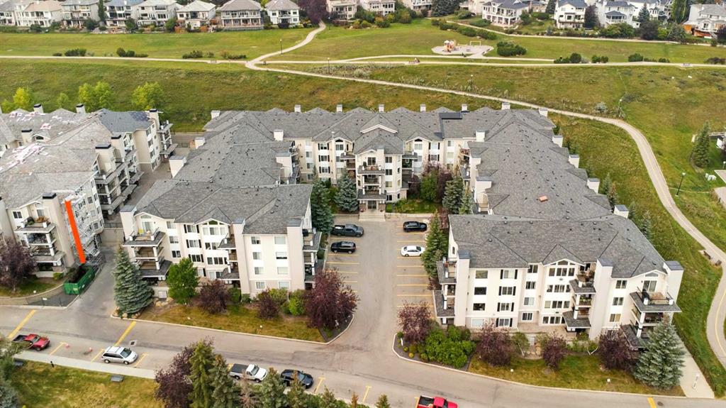 #105 345 Rocky Vista Park NW, Calgary, Alberta, T3G 5K6