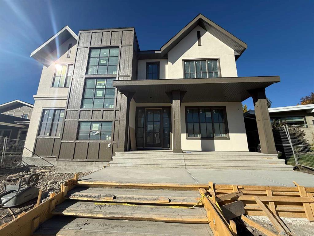 5711 Lawson Place SW, Calgary, Alberta, T3E 5Z1