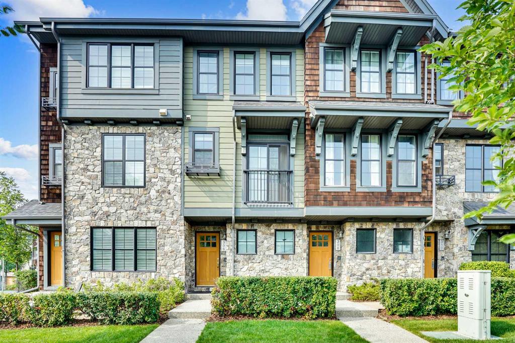 306 Ascot Circle SW, Calgary, Alberta, T3H0X2