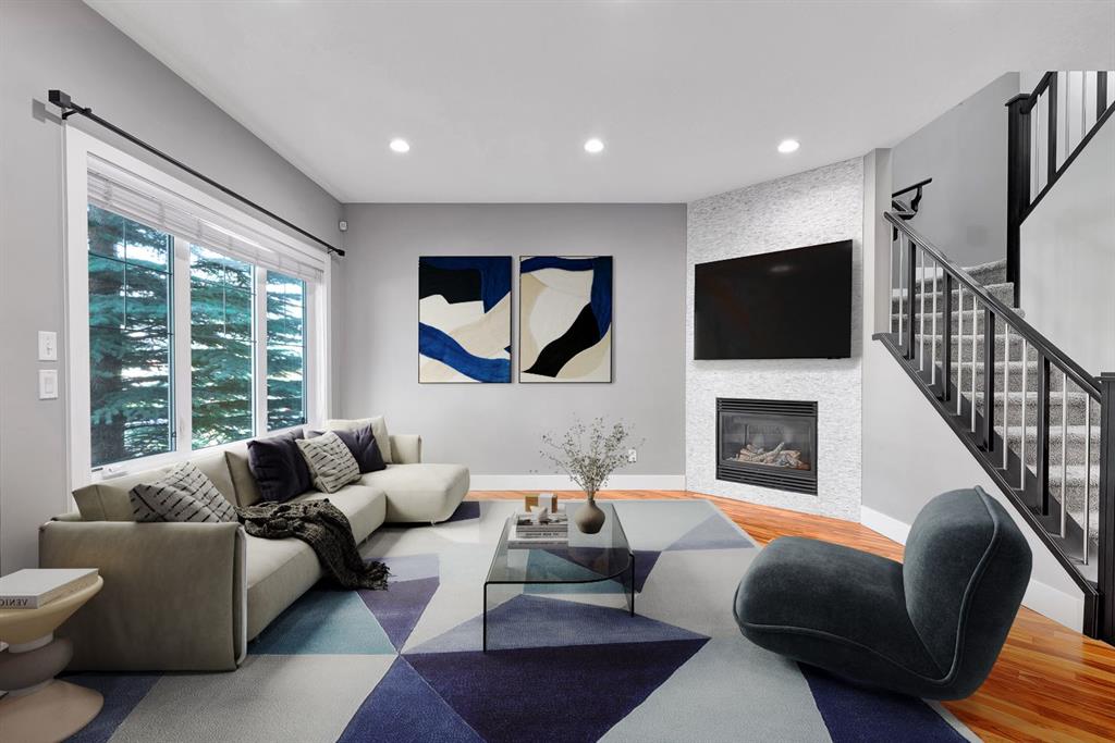 #1 311 15 Avenue NE, Calgary, Alberta, T2E 1H3