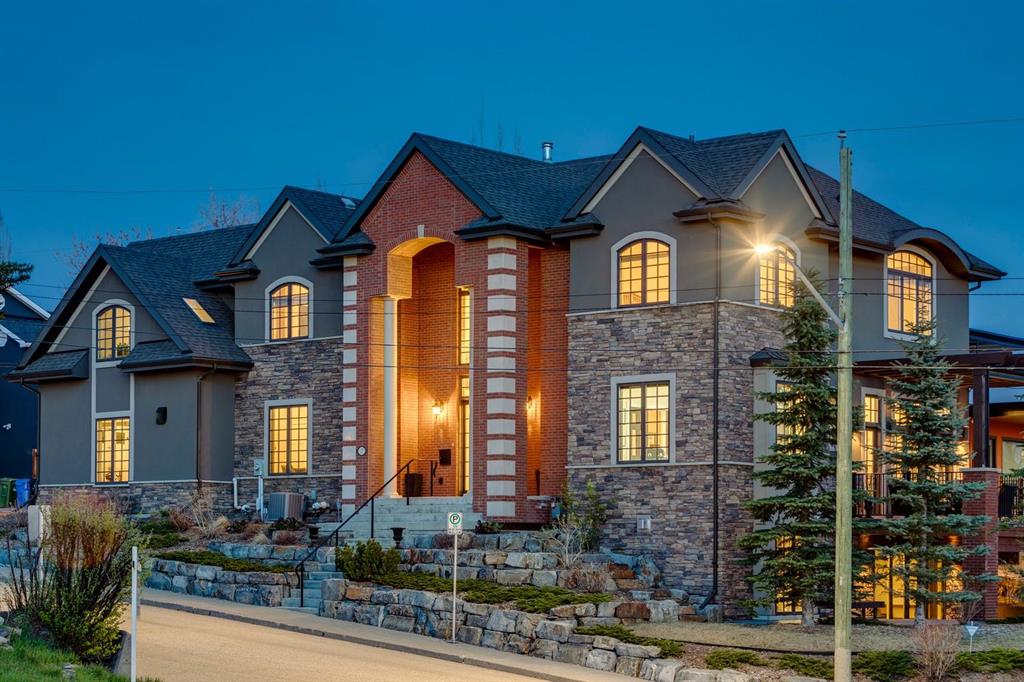 1320 17A Street NW, Calgary, Alberta, T2N 2E9