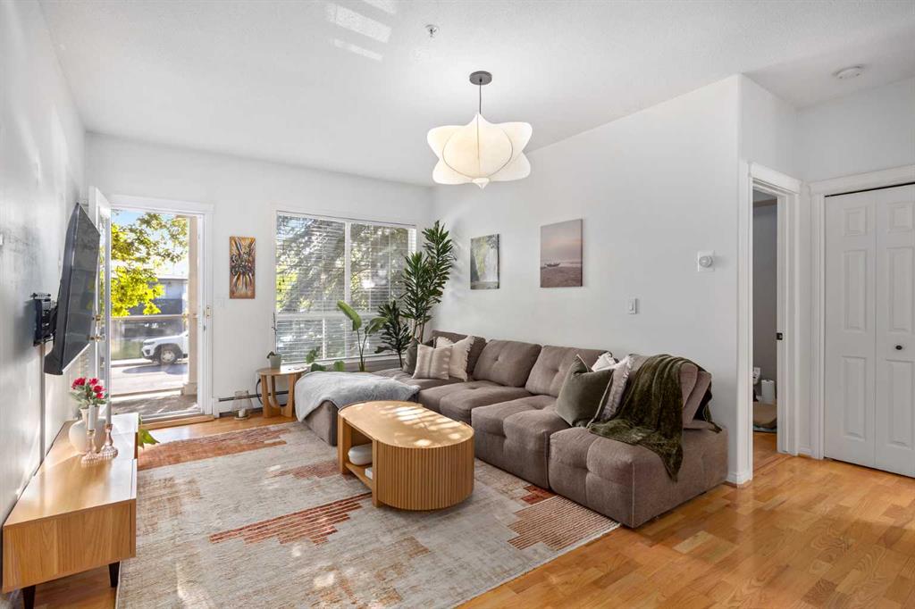 #104 1919 31 Street SW, Calgary, Alberta, T3E 2M8