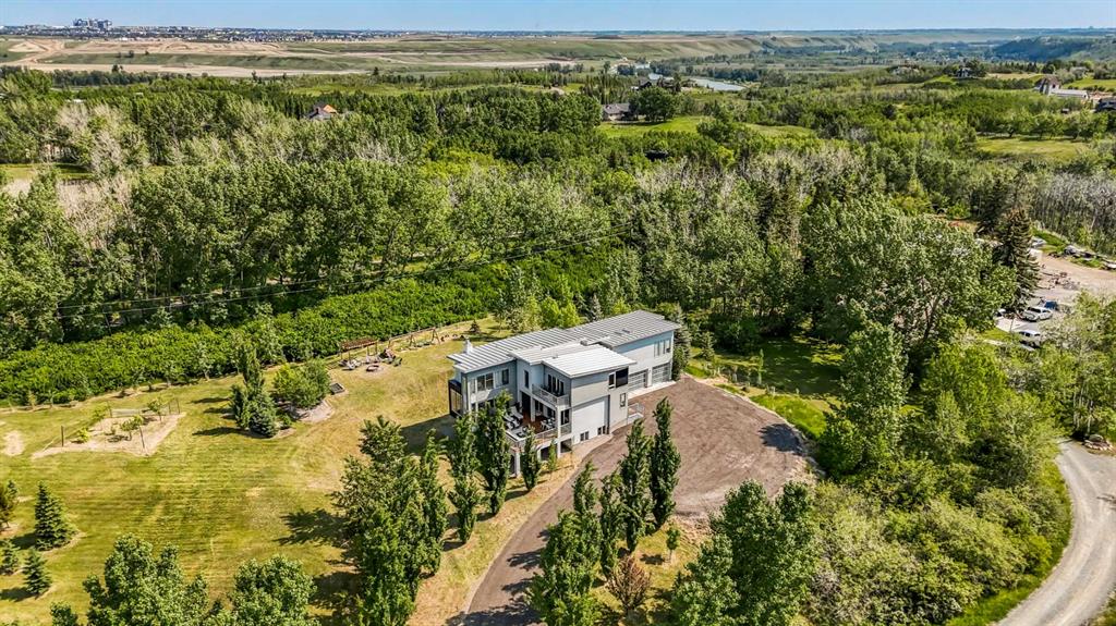 24008 241 Avenue E, Rural Foothills County, Alberta, T1S 4B8