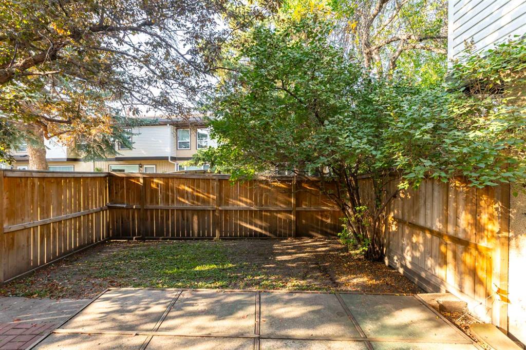 #61 630 Sabrina Road SW, Calgary, Alberta, T2W 2N7