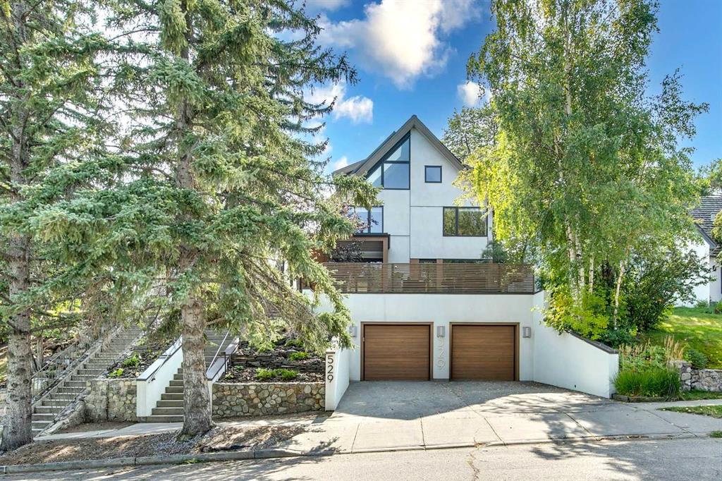 529 Sunderland Avenue SW, Calgary, Alberta, T3C 2K5