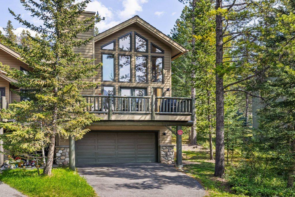 18 Juniper Ridge, Canmore, Alberta, T1W 1L6