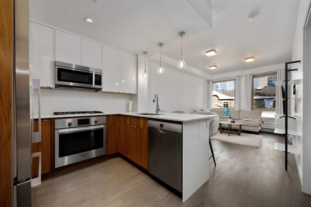 #204 305 18 Avenue SW, Calgary, Alberta, T2S3H1