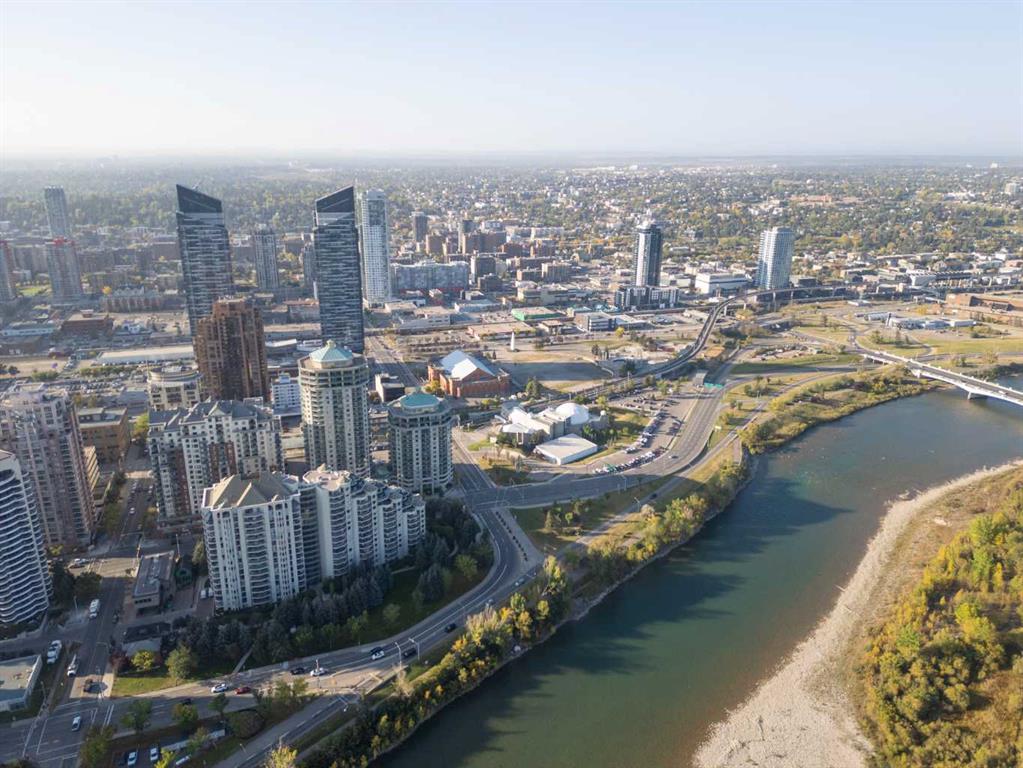 #210 1108 6 Avenue SW, Calgary, Alberta, T2P 5K1