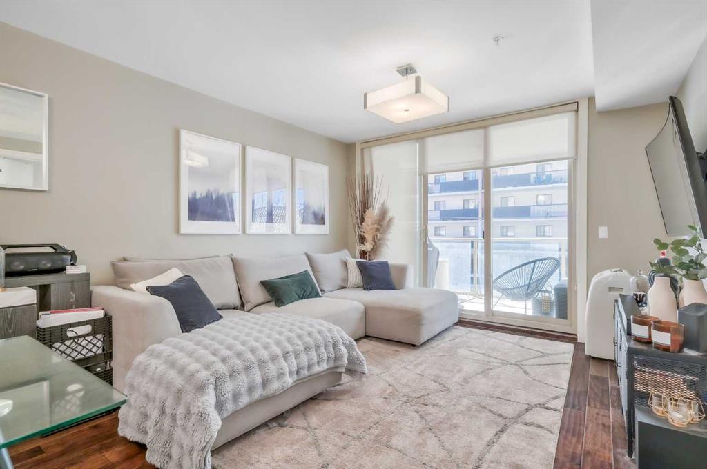 #202 1029 15 Avenue SW, Calgary, Alberta, T2R 0S5