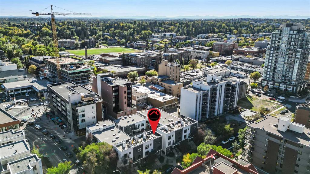 #8 603 15 Avenue SW, Calgary, Alberta, T2R 0R4