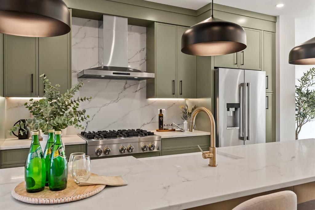 2013 34 Street SW, Calgary, Alberta, T3E 2V9